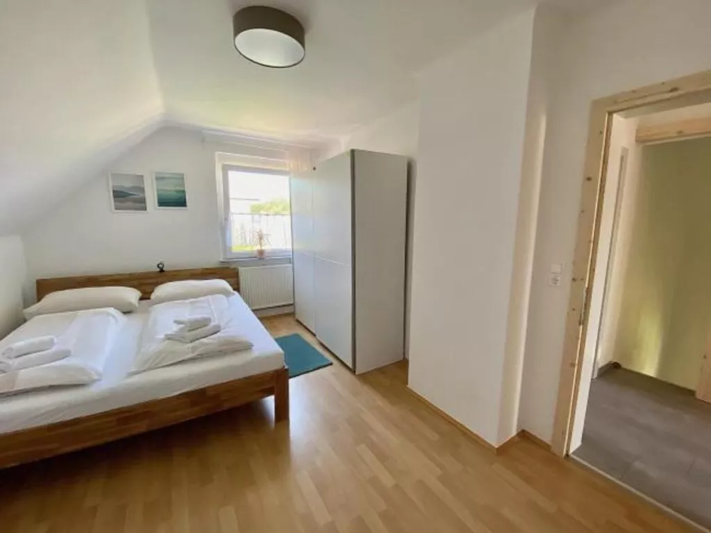 Schlafzimmer 1 – weitere Ansicht